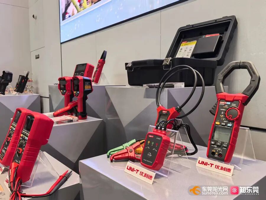 1765956896161922.jpg 912de523777d67c2a4cc5eedc5cb3618.jpg